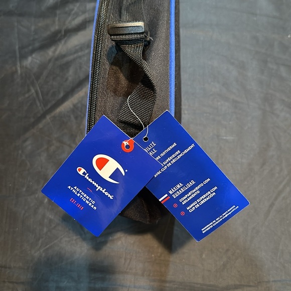 New CHAMPION SOFTSIDE INSULATED LUNCH BOX FULL ZIPPER with HANDLE NWT - Picture 13 of 16